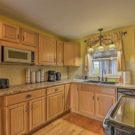 Spacious Home By Finger Lakes And Watkins Glen! Burdett 外观 照片