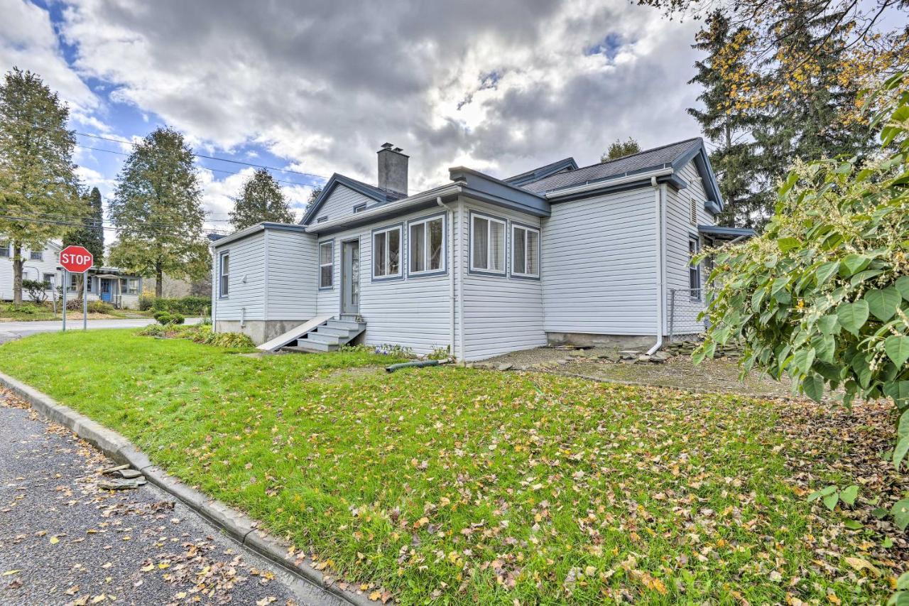 Spacious Home By Finger Lakes And Watkins Glen! Burdett 外观 照片